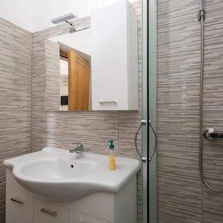 Apartamento By The Sea Pag - 24467